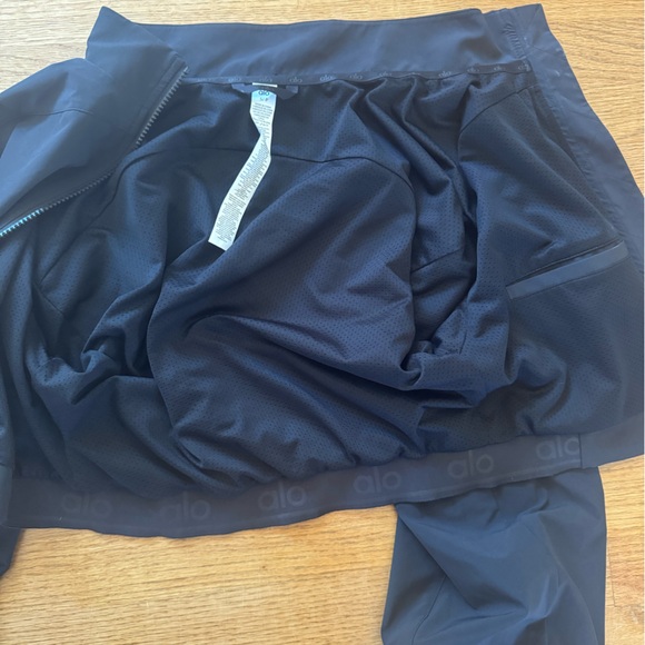 Alo yoga Clubhouse Jacket - Picture 4 of 11